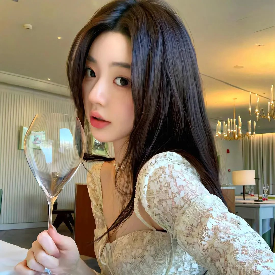 万花嬉春